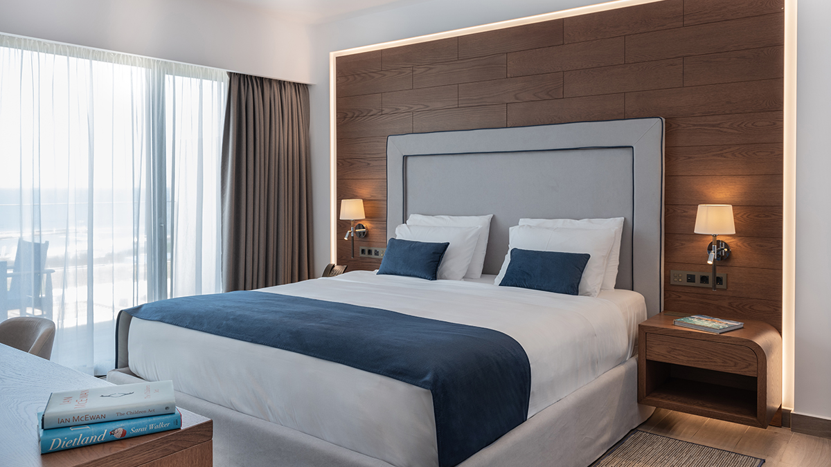Presidential 3 Bedroom Villa - two floors -Sea View with private heated pool SweetSpa and gym